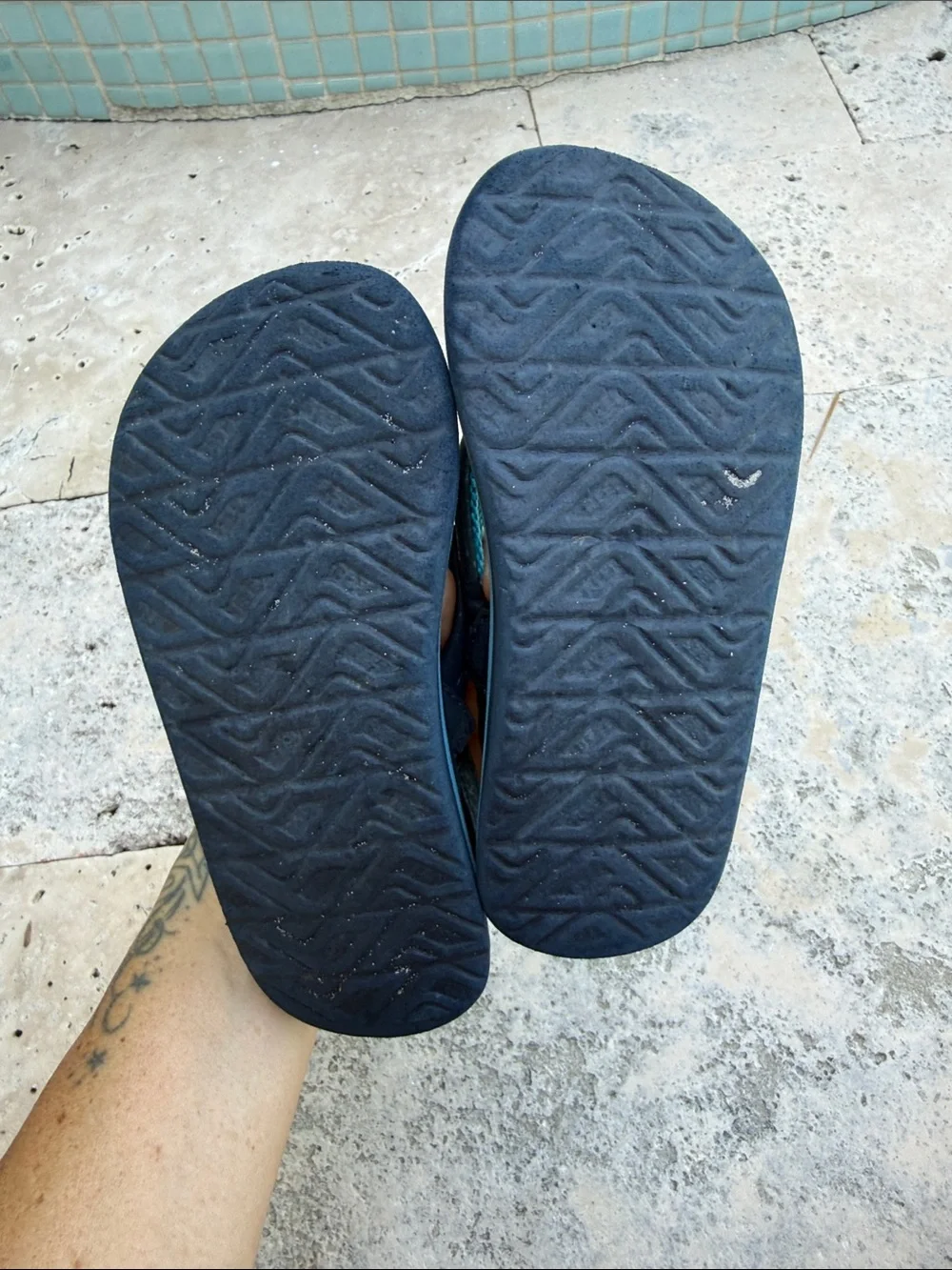 Reef Kids Navy and Teal Stripe Backstrap Sandals